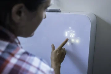 ustawianie temperatury na grzejniku elektrycznym